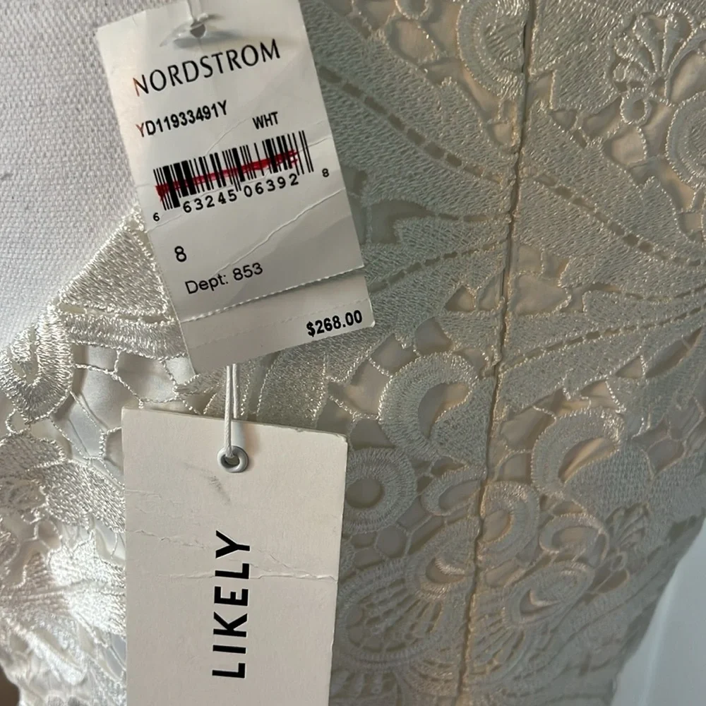 White Lace size 8 Likely women’s Dress - Picture 5 of 11